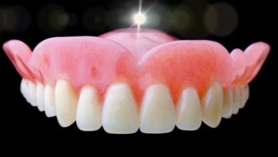 درباره دندان مصنوعی و رفع لقی آن با ایمپلنت دندان